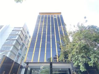 Office full kính mt đường trần quang khải q1 1.300m2