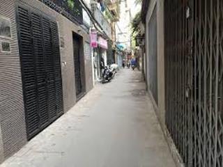 Bán đất ba đình , phố hoàng hoa thám , 3 gác đỗ cổng , vài bước chân ra mặt ngõ thông , nở hậu