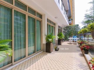 Chuyển nhượng nhanh 4pn sân vườn 220m2,view trực diện nội khu, sẵn sổ hồng, giá bán 23 tỷ