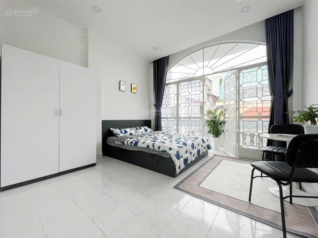 Hot trống lại căn hộ 1pn 1pk 50m2 bancol full nt + máy giặt riêng gần công viên gia định, sân bay