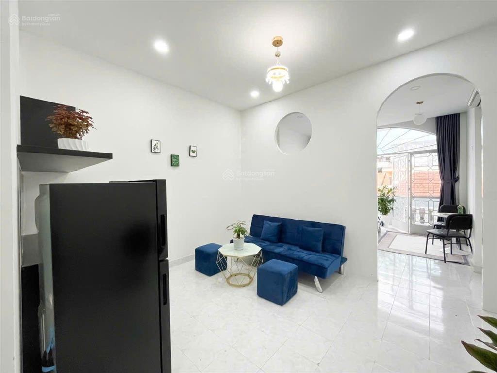 Hot trống lại căn hộ 1pn 1pk 50m2 bancol full nt + máy giặt riêng gần công viên gia định, sân bay
