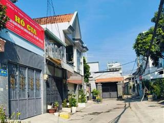 Diện tích khủng 180 m2, sát mặt tiền, gần quốc lộ 50 + nvl chỉ 6.2 tỷ. nằm ngay khu dân cư gia hoà