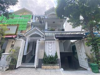 Bán biệt thự an phú an khánh quận 2. dt 160m2 (8x20m). kết cấu hầm + 3 tầng. giá 34 tỷ