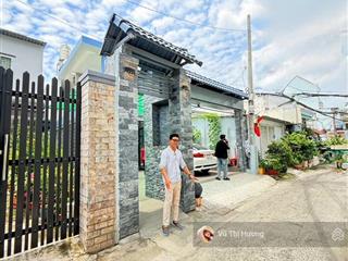 Bán nhà 8m x 35m  gần siêu thị go 2 tầng  xe hơi ngủ nhà 13 tỷ 5