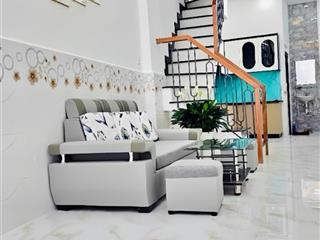 Nhà đúc 2 tầng  dtsd 60m2  mặt tiền kinh doanh đỉnh  đường 8m thông  ngay ngã tư bốn xã