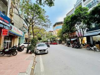 Bán mặt phố hoàng mai, hoàng mai . dt 81m2 7t mặt tiền 9m . giá 32 tỷ.  0383 426 ***