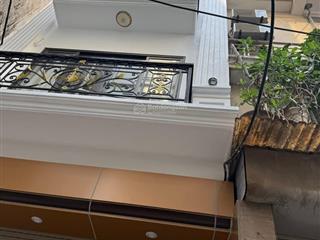 Bán nhà lĩnh nam , hoàng mai. dt 71m2 6t mặt tiền 4m. giá 19tỷ.  0383 426 ***