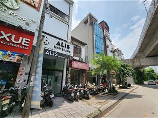 Bán mặt phố yên lãng , đống đa. dt 39m2 6t mặt tiền 3m giá 20,2tỷ . 0383 426 ***