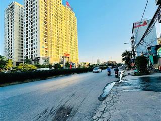 Ngõ tam trinh , hoàng mai . dt 74m2 7t mặt tiền 6m giá 29,5 tỷ . 0383 426 ***