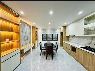 Bán nhà thái hà, đống đa.dt 37m2 7t mặt tiền 4,5m giá 18,8tỷ . 0383 426 *** thu phương