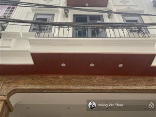 Bán tòa căn hộ cao cấp đội cấn, 135m2, 9 tầng, ngõ oto tránh nhau, thu nhập 2 tỷ/năm, giá 43,9 tỷ