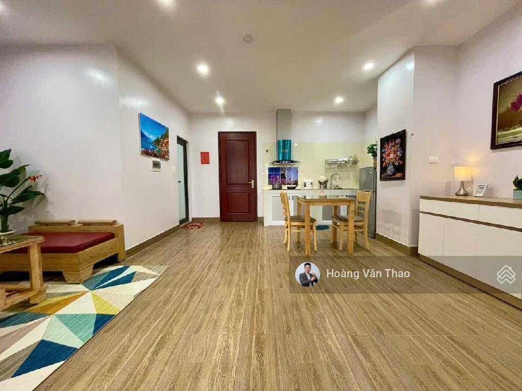 Bán toà nhà vp đội cấn, diện tích 85m2*8 tầng thang máy, 39 tỷ ngõ ô tô tránh nhau, doanh thu tốt