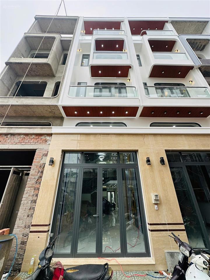 Bán nhà phố trong khu dân cư 60m2  đường nhựa 7m thông thoáng cơ sở hạ tầng (điện âm, nước âm)