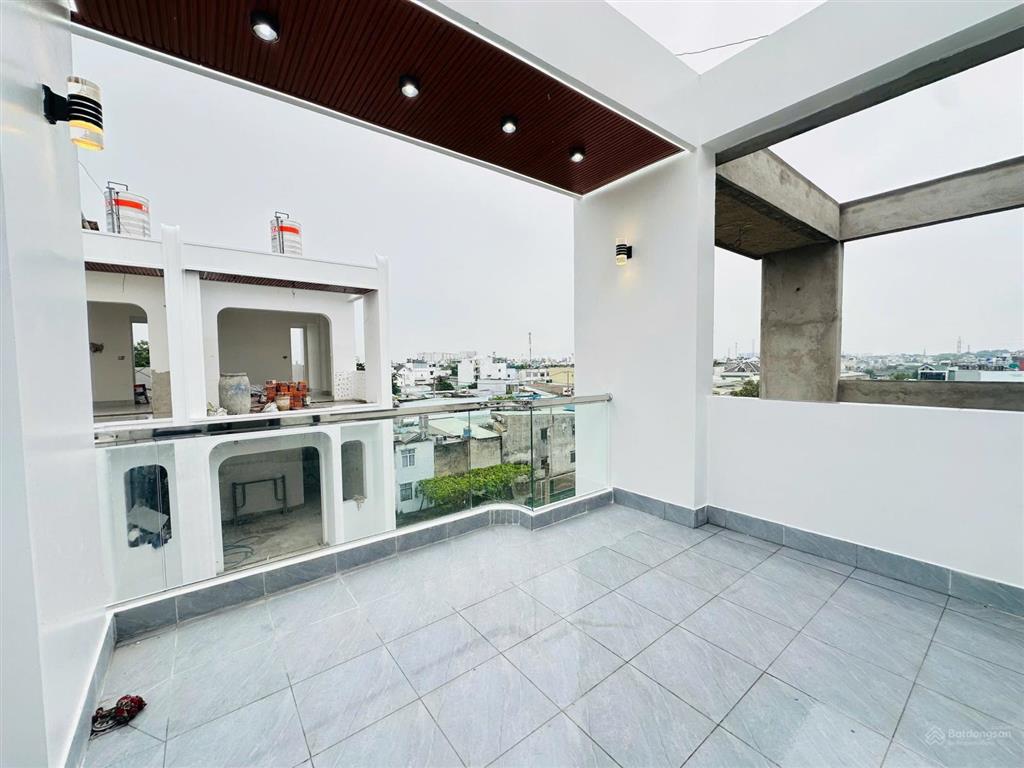 Bán nhà phố trong khu dân cư 60m2  đường nhựa 7m thông thoáng cơ sở hạ tầng (điện âm, nước âm)