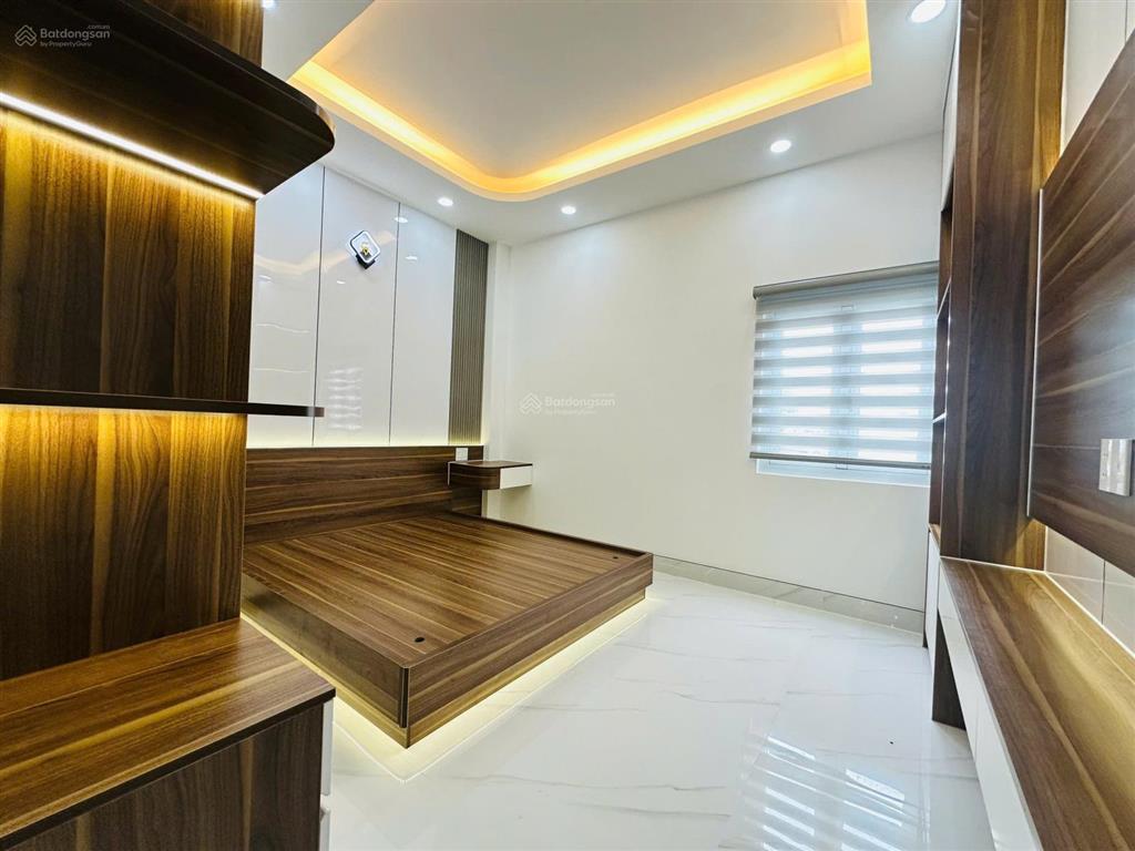 Bán nhà phố trong khu dân cư 60m2  đường nhựa 7m thông thoáng cơ sở hạ tầng (điện âm, nước âm)