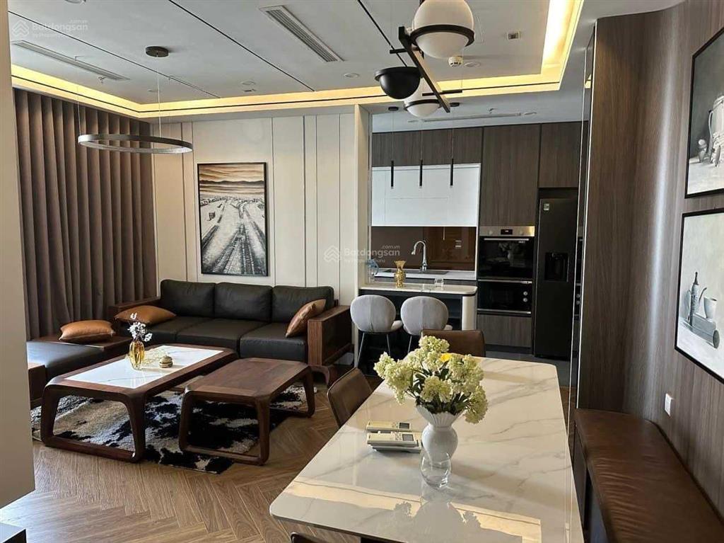 Chính chủ bán căn 3pn, 139m2 giá 9 tỷ sổ đỏ, slot oto, goldmark