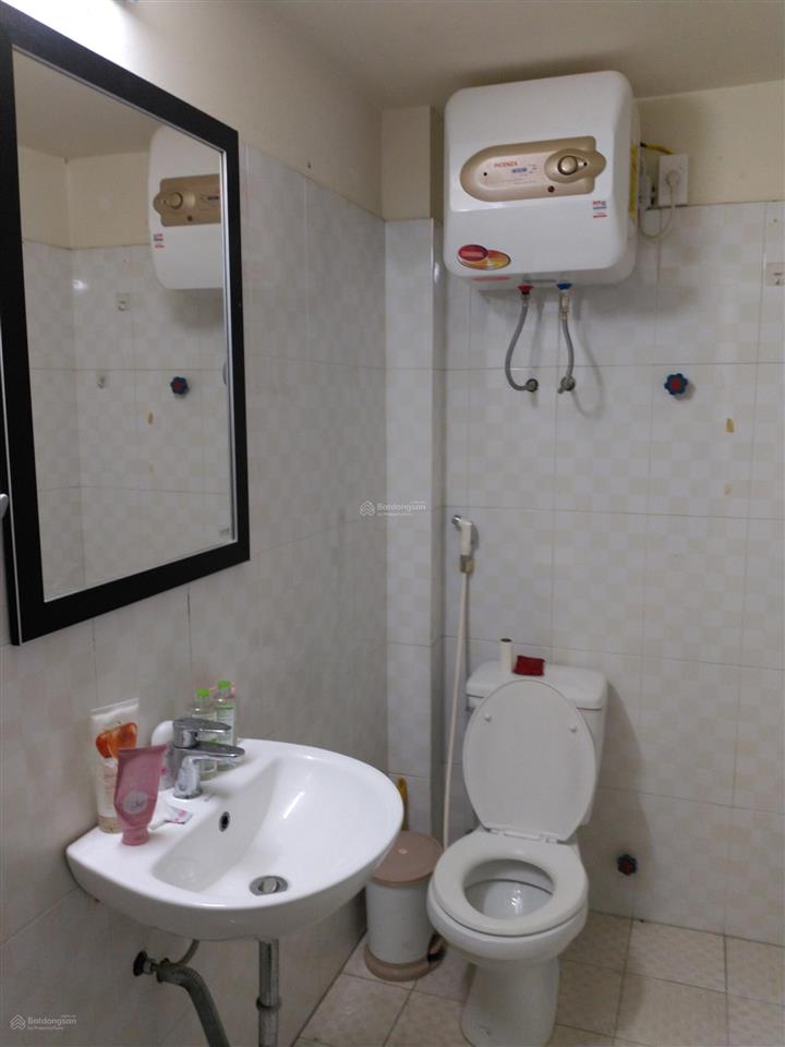 Cho thuê phòng trọ vào ở ngay  gần bx nước ngầm