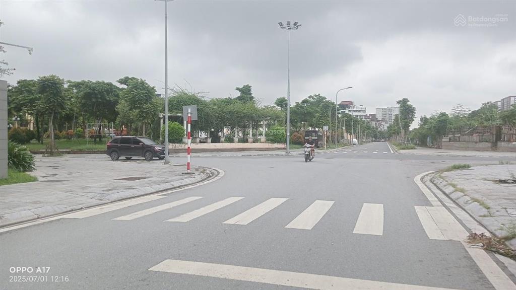 Bán đất lý sơn ngọc thụy, diện tích 56m² , ô tô 7 chỗ vào tận nhà, giá bán 9 tỷ 800 triệu