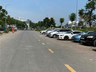 Bán đất bồ đề 96m, giá 24 tỷ,sau mặt phố chỉ 1 dãy nhà.