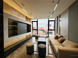 Bán nhà nguyen văn vừa ô tô vào nhà, dt45m, giá 17 tỷ 500 triệu