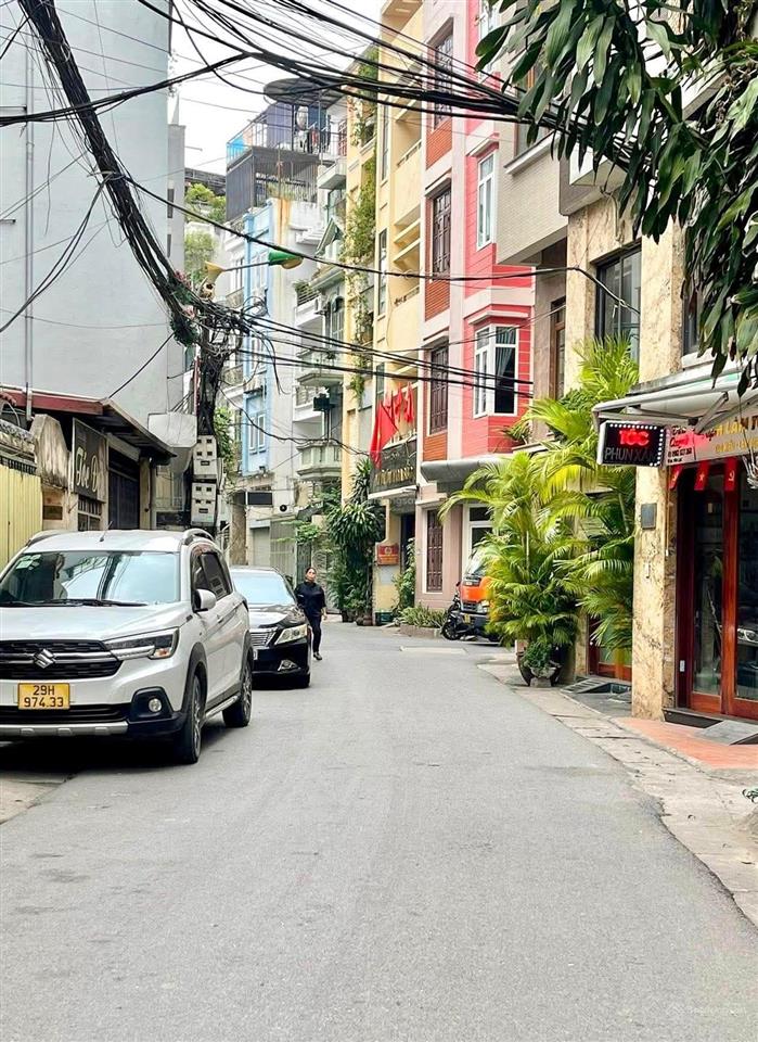 Bán nhà phân lô hồ đắc di, giá 32,8 tỷ, ô tô tránh, kinh doanh đỉnh, ngay hồ, mặt tiền rộng