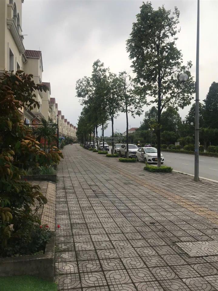 Chính chủ bán thửa đất dv di trạch, hoài đức