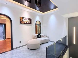Khẩn cấp! sở hữu ngay nhà luxury hồ tùng mậu, cắt lỗ sâu! vị trí kim cương cách biển vài chục mét