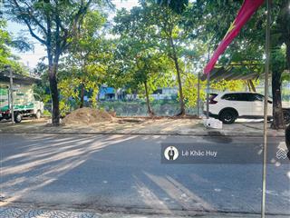 (nhà gần biển) nhà 3 mê kiên cố full nội thất đường ngọc hồi view kênh cực mát trung tâm liên chiểu