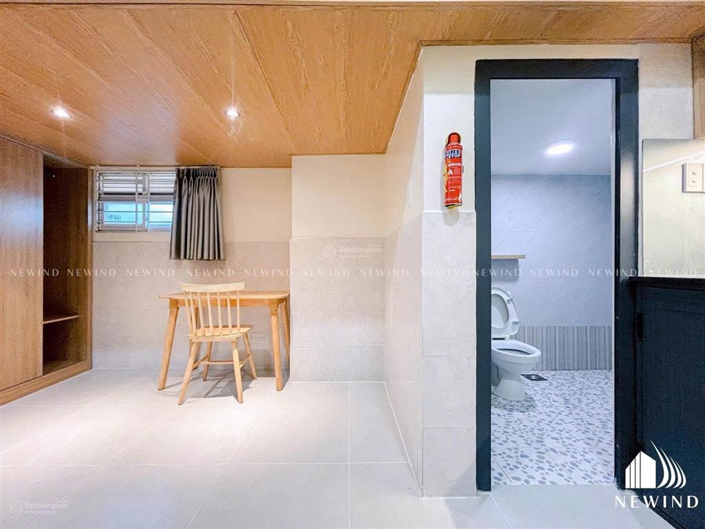 Khai trương căn hộ duplex cửa sổ  ban công full nội thất