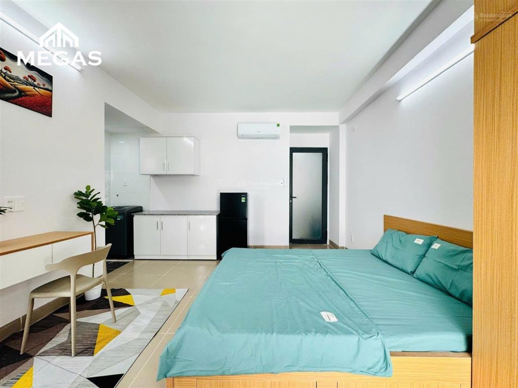 Căn hộ ban công mới xây, máy giặt riêng, full nội thất ngay trường chinh, cầu tham lương, an sương