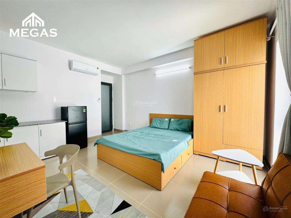 Căn hộ ban công mới xây, máy giặt riêng, full nội thất ngay trường chinh, cầu tham lương, an sương