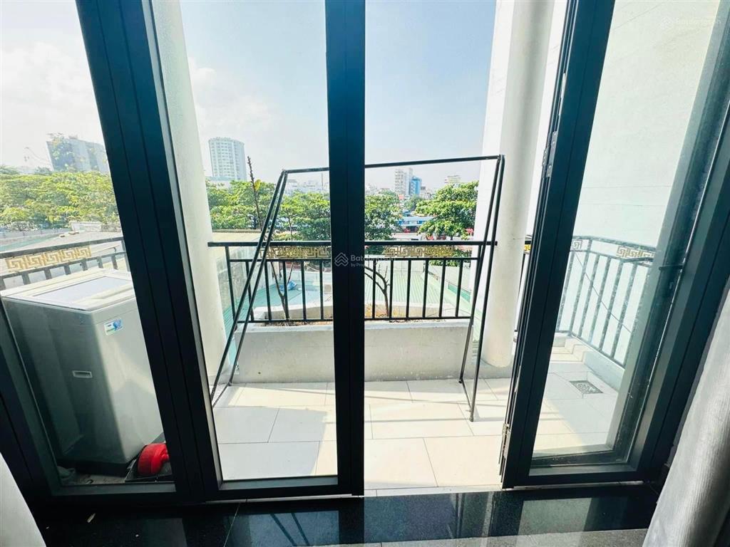 Vườn lài  cầu sắt an phú đông, phòng ban công gác lớn mới xây full nội thất