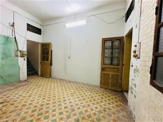 BÁN ĐẤT TẶNG NHÀ - KINH DOANH - NGÕ THÔNG - 100M RA MẶT PHỐ- Lạc Long Quân, Tây Hồ 33 m,