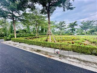 Cực hiếm lô góc 284.9m2, đường 3 ô tô tại đồng vàng phú mãn, sát đhqg tại hoà lạc. rẻ nhất khu vực