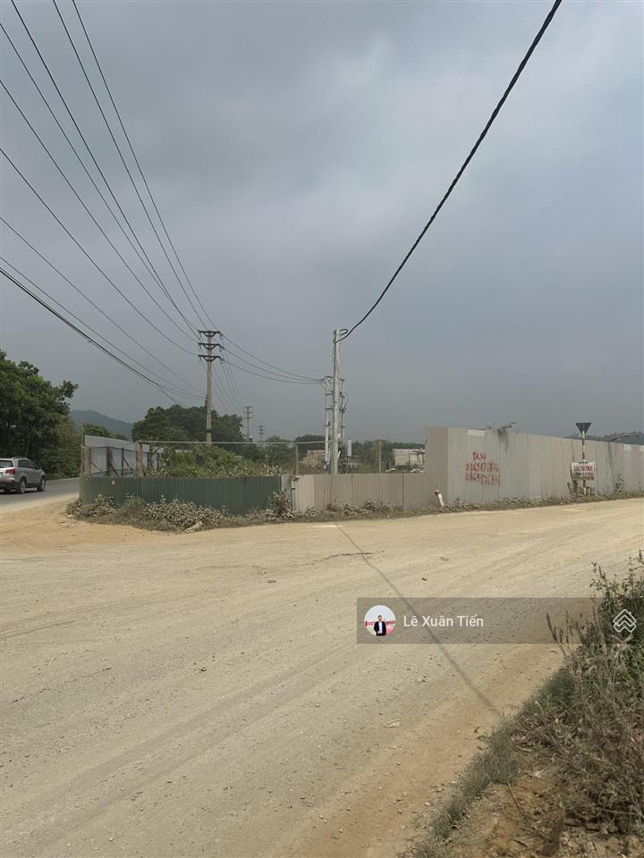 Lô đất 79.4m mặt tiền 6m, ô tô tránh, cách metro số 5  đại lộ thăng long đúng 100m, hơn 40tr/m