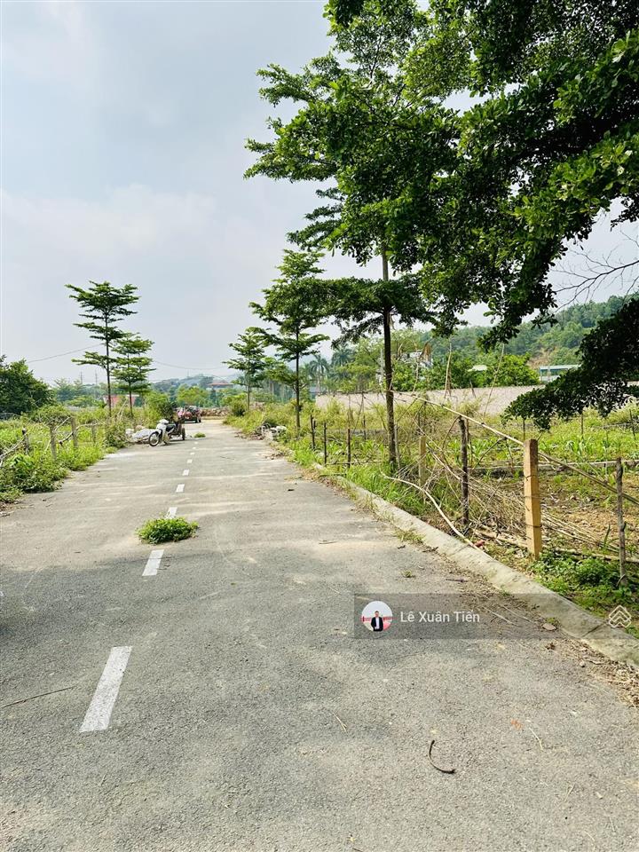 Lô đất 79.4m mặt tiền 6m, ô tô tránh, cách metro số 5  đại lộ thăng long đúng 100m, hơn 40tr/m