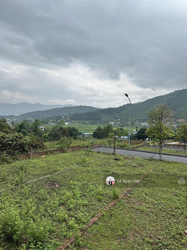 Duy nhất lô đất 2 mặt đường 100m2, gần metro số 5 view đẹp, ô tô tránh, giá 29 tr/m2