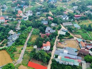 Bán lô đất 156m2 full thổ, xây trọ ngay, mặt tiền 6m, trục chính thôn tại hòa lạc. hơn 30tr/m2