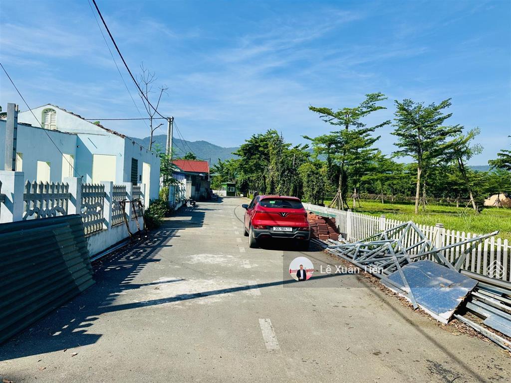 Chỉ 2.52 tỷ, lô đất 109.6m2 đường 3 ô tô, tại đồng vàng, phú cát, hoà lạc. rẻ nhất thị trường