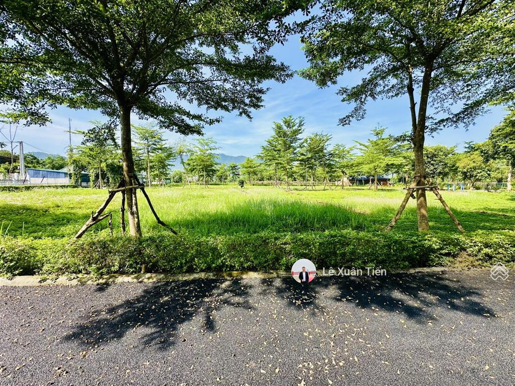 Chỉ 2.52 tỷ, lô đất 109.6m2 đường 3 ô tô, tại đồng vàng, phú cát, hoà lạc. rẻ nhất thị trường