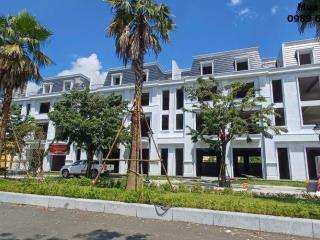 Gấp ! Siêu đẹp liền kề view trực diện công viên, thoáng vĩnh viễn, view sông