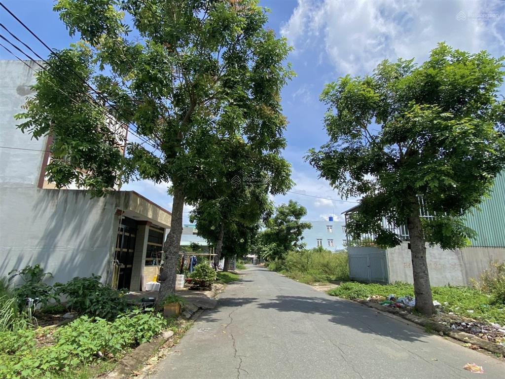 Nền đẹp 151m2 đường số 5 kdc hoàng long (long kim ii). shr  giá 2 tỷ 370