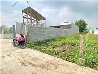 Đất gần đường ql1a dt 1587m² thổ cư 100%, đường ôtô, xã mỹ bình, tân trụ la. giá 2,8 tỷ