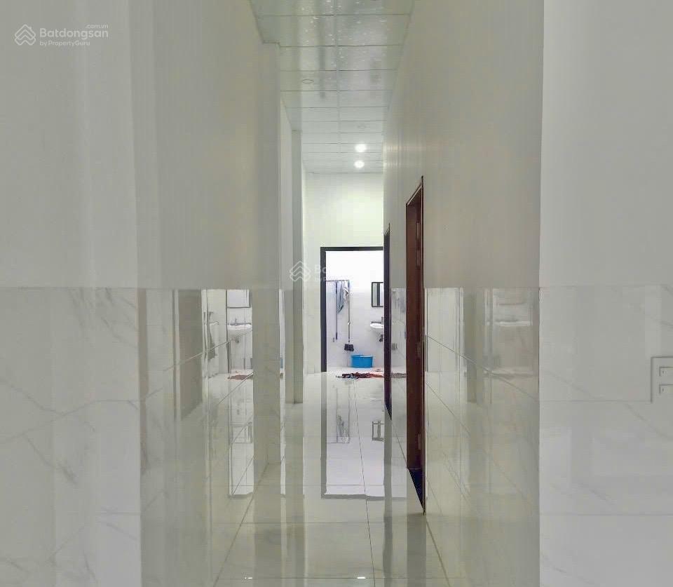 Bán nhà cấp 4 đẹp mới  kdc hoàng long, bến lức, long an, giá 3,8 tỷ (full nội thất)