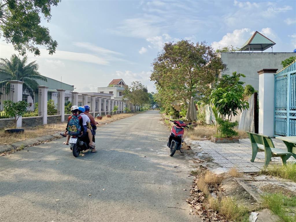 Bán nhà cấp 4 đẹp mới  kdc hoàng long, bến lức, long an, giá 3,8 tỷ (full nội thất)