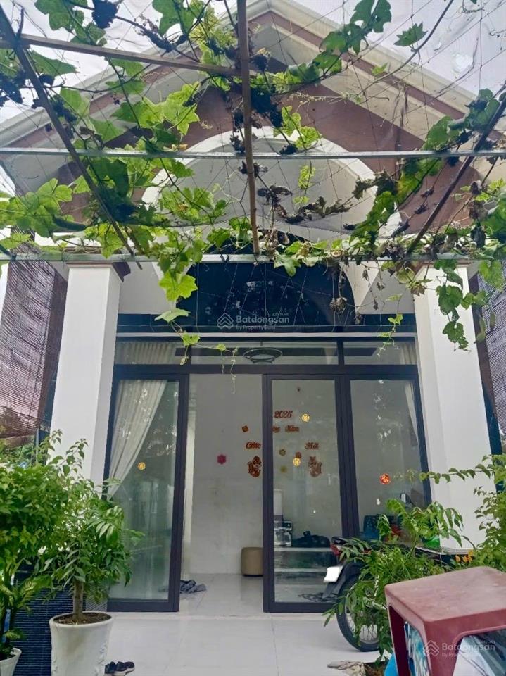 Bán nhà cấp 4 đẹp mới  kdc hoàng long, bến lức, long an, giá 3,8 tỷ (full nội thất)