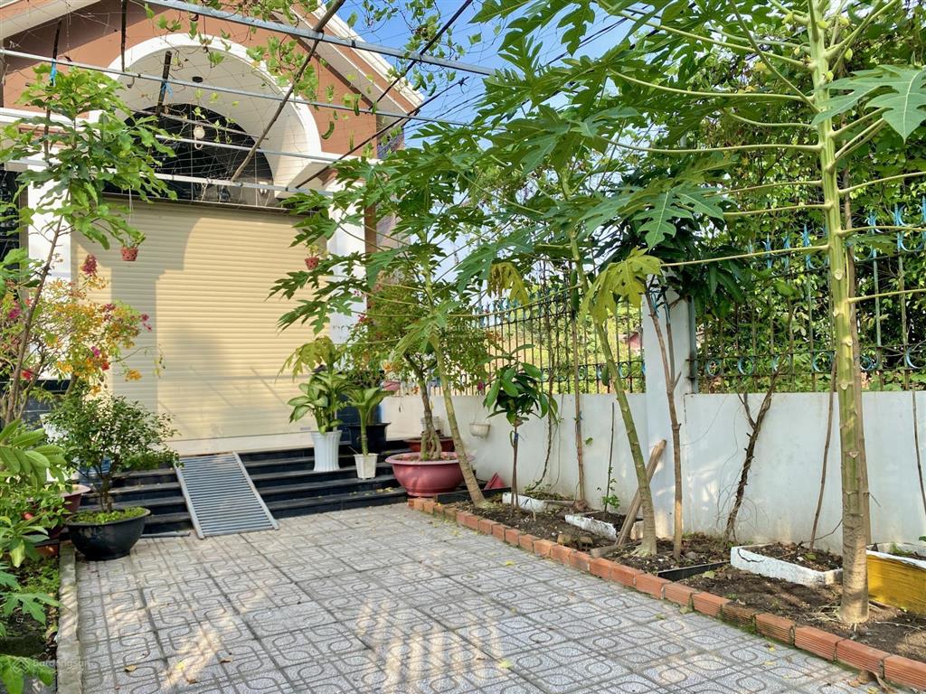 Bán nhà cấp 4 đẹp mới  kdc hoàng long, bến lức, long an, giá 3,8 tỷ (full nội thất)