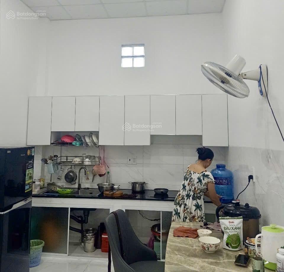 Bán nhà cấp 4 đẹp mới  kdc hoàng long, bến lức, long an, giá 3,8 tỷ (full nội thất)