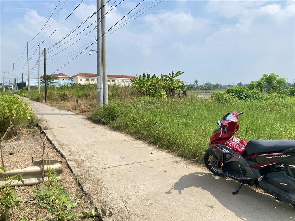 Đất thổ gần đường đt832, kcn an nhựt tân  nhựt chánh, xã mỹ bình, tân trụ, giá 959 tr