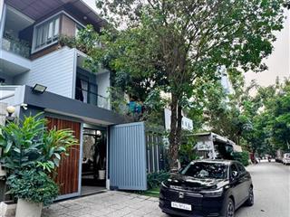 Chủ cần bán nhà 9x18 3 tầng kiên cố như mới vào ở ngay hoặc cho thuê
